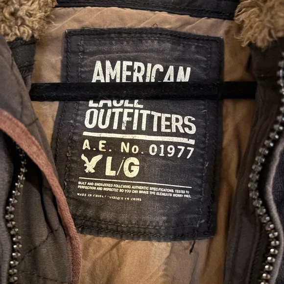 American Eagle Men’s Faux Fur Hooded Jacket Vintage Y2K Large - Picture 4 of 6